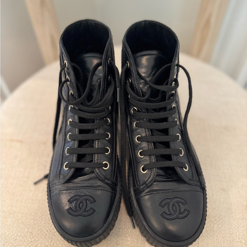 Chanel 21k Black High-Top Sneakers